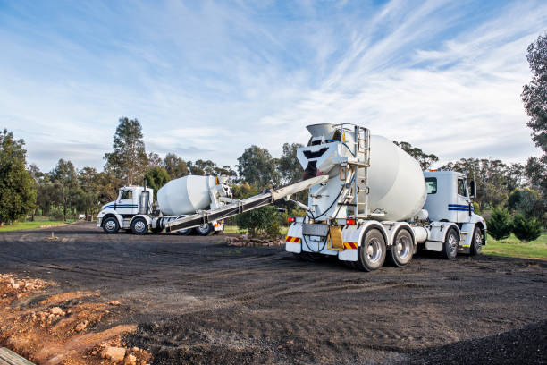 Best Concrete Patio Contractor  in Greenfield, WI